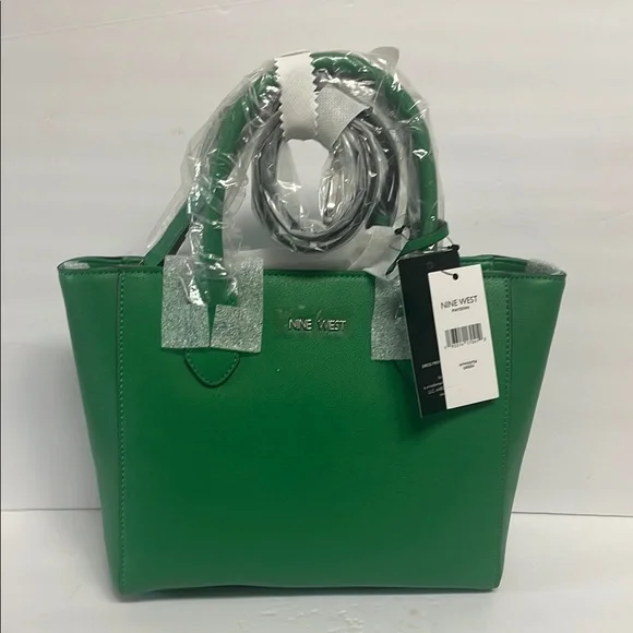 Nine West Green Structured Tote/Purse with Modern Design NEW - Picture 1 of 3